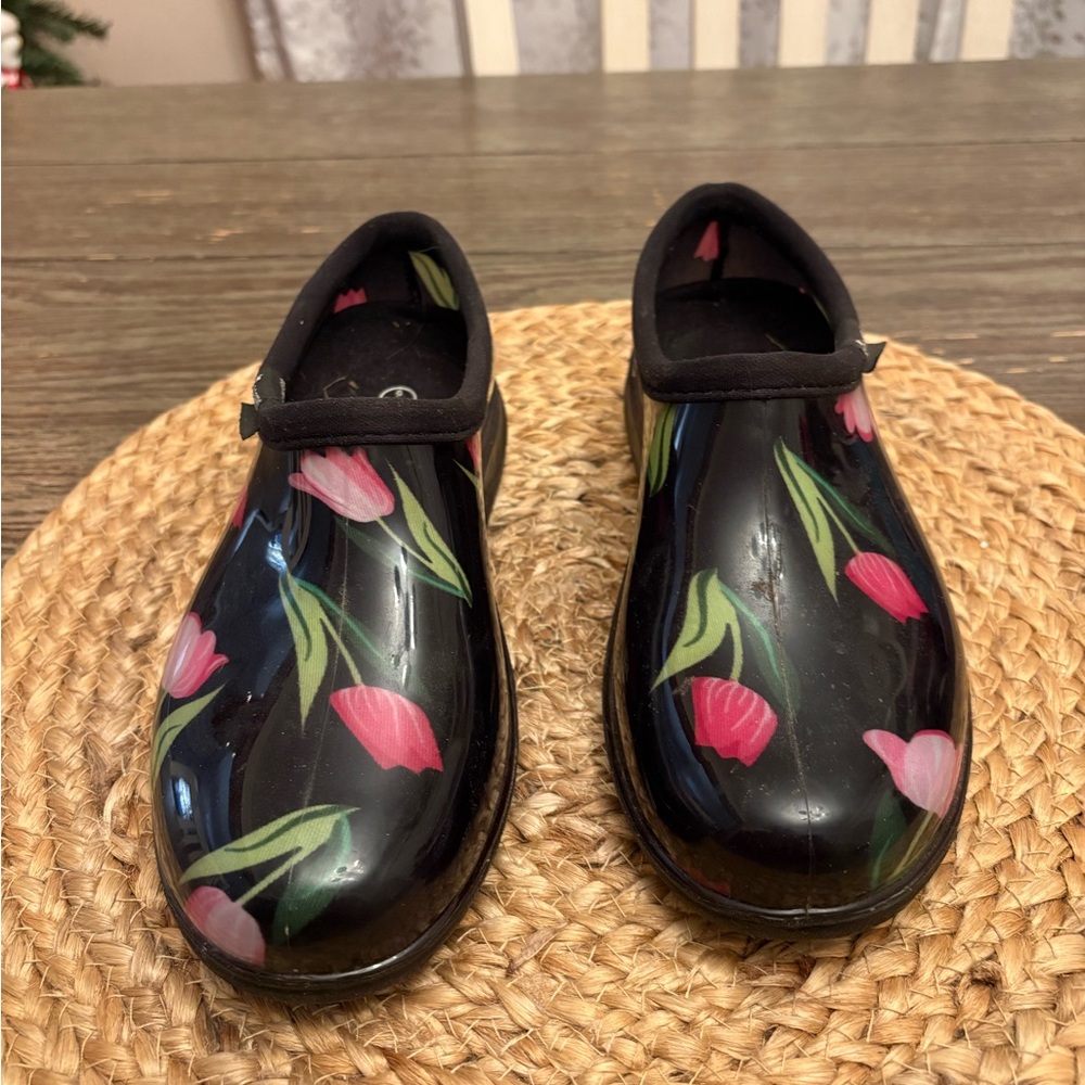 Sloggers Women's Black Mules with Pink Floral Design size 6 - Picture 2 of 8